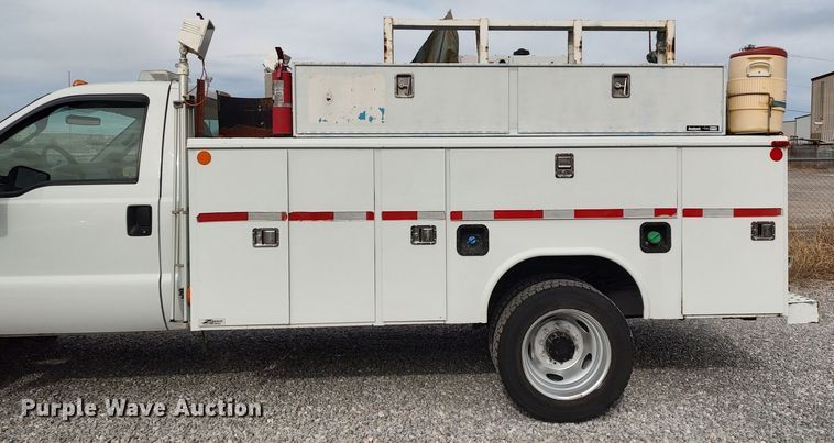 image for item LA9293 2012 Ford F550  utility / service truck