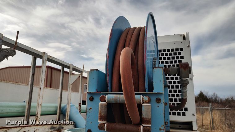 image for item LA9293 2012 Ford F550  utility / service truck