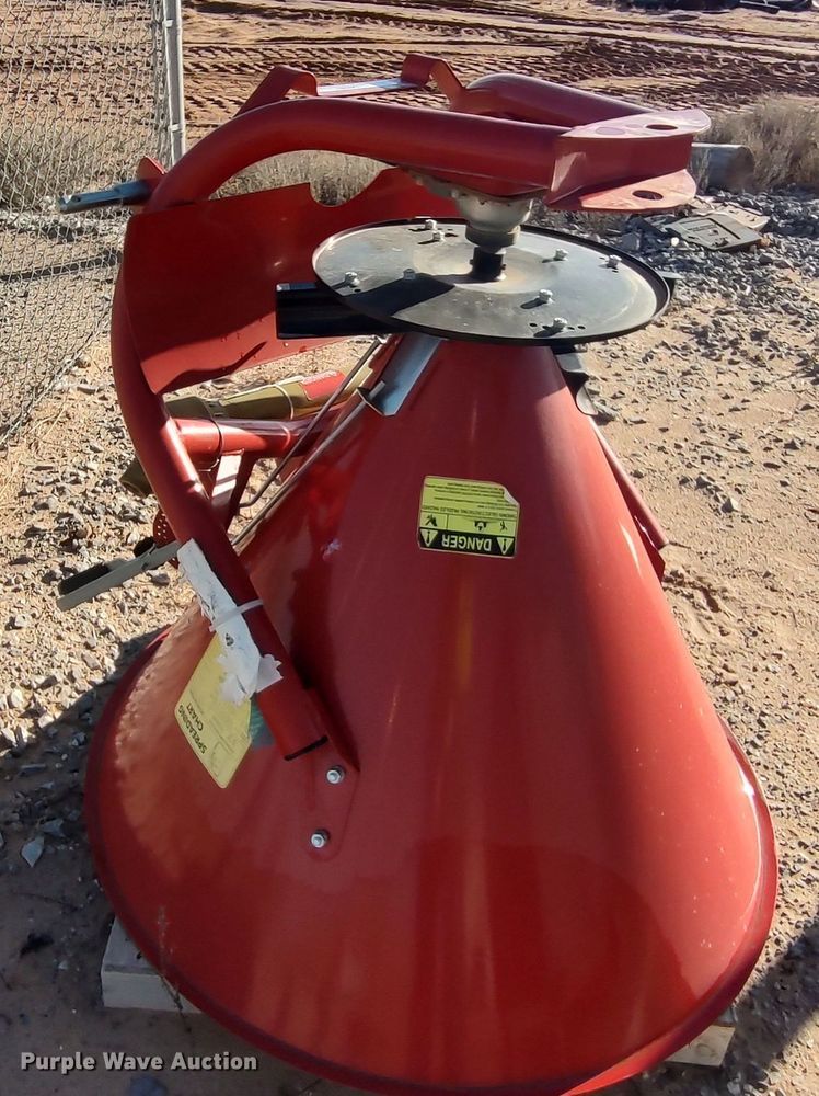 image for item LA9307 Behlen Country 850  spreader