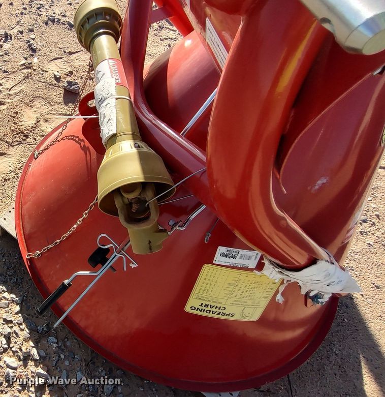 image for item LA9307 Behlen Country 850  spreader