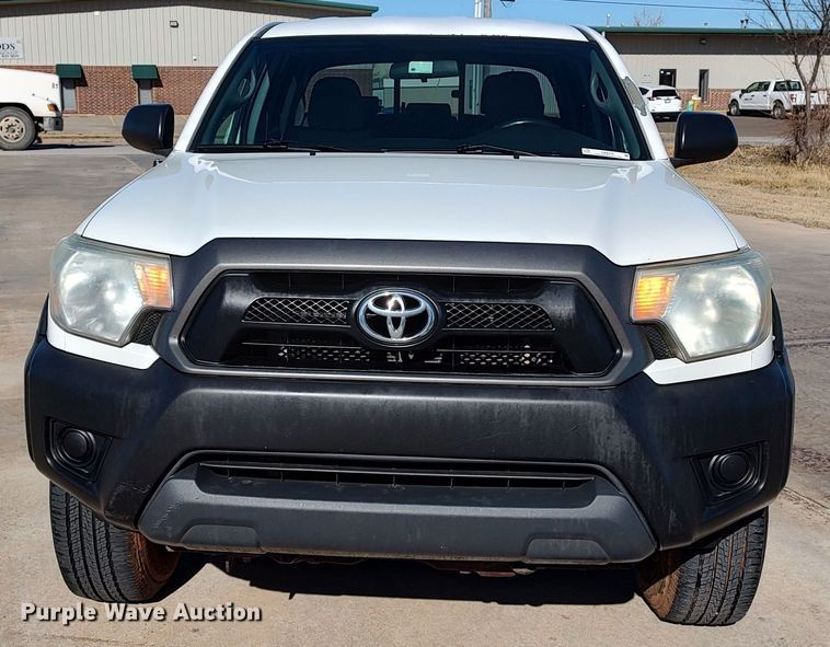 image for item LA9316 2012 Toyota Tacoma  Double Cab pickup truck