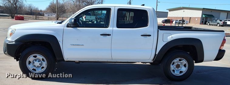 image for item LA9316 2012 Toyota Tacoma  Double Cab pickup truck