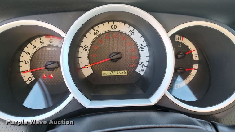 image for item LA9316 2012 Toyota Tacoma  Double Cab pickup truck