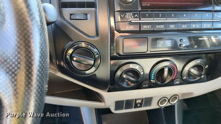 image for item LA9316 2012 Toyota Tacoma  Double Cab pickup truck