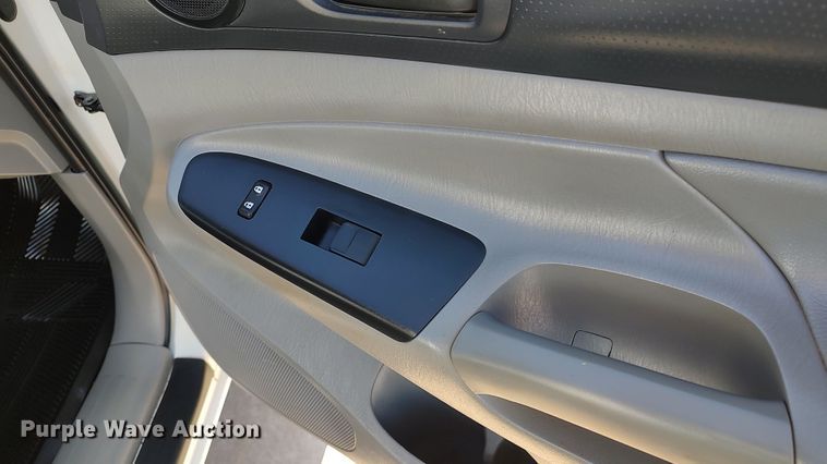 image for item LA9316 2012 Toyota Tacoma  Double Cab pickup truck