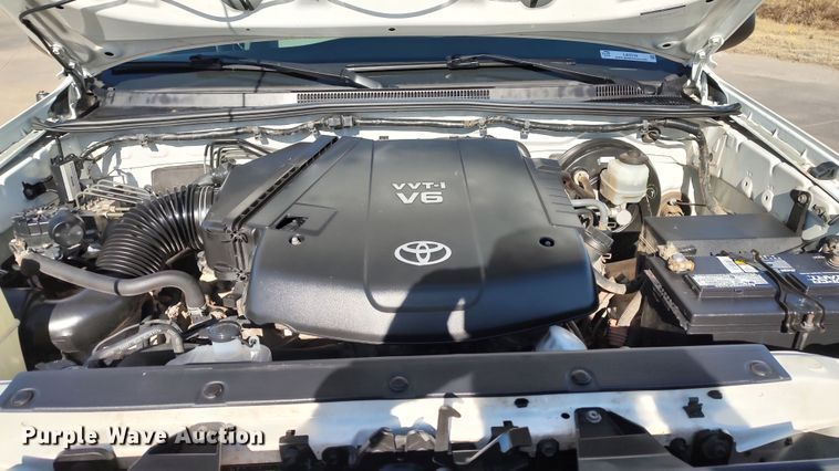 image for item LA9316 2012 Toyota Tacoma  Double Cab pickup truck