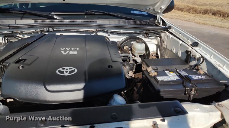 image for item LA9316 2012 Toyota Tacoma  Double Cab pickup truck