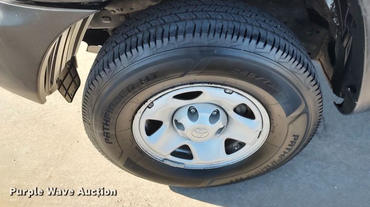 image for item LA9316 2012 Toyota Tacoma  Double Cab pickup truck