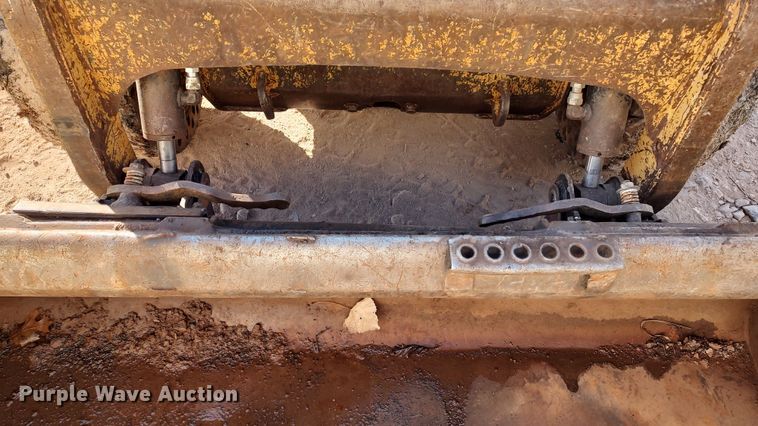 image for item LA9319 2000 Caterpillar 226  skid steer loader