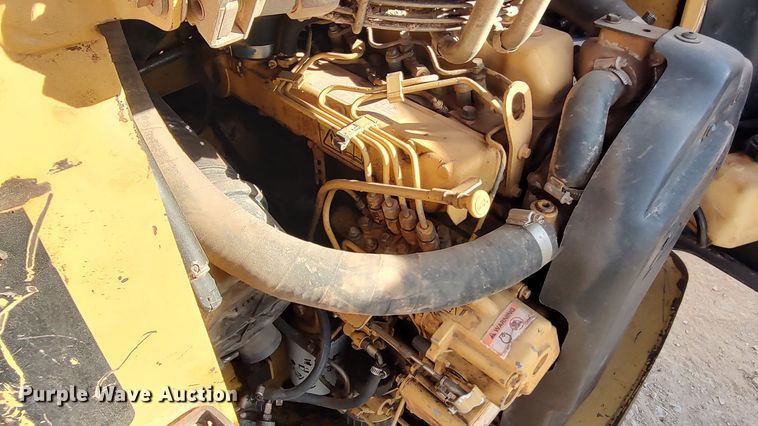 image for item LA9319 2000 Caterpillar 226  skid steer loader