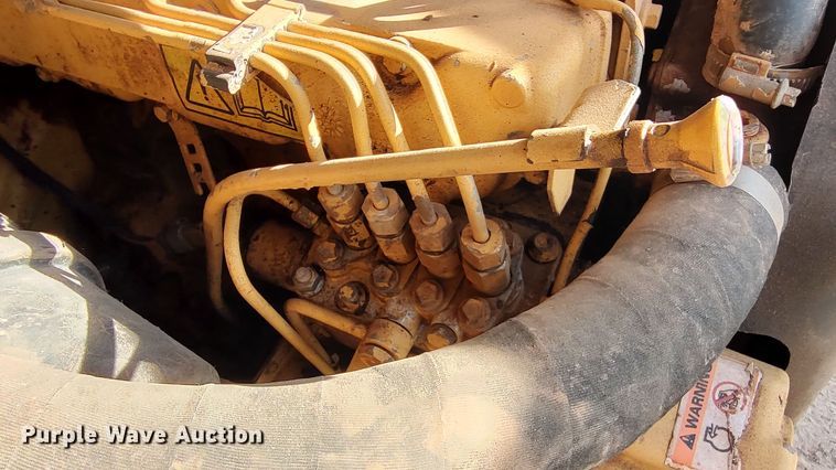 image for item LA9319 2000 Caterpillar 226  skid steer loader