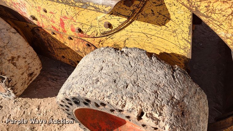 image for item LA9319 2000 Caterpillar 226  skid steer loader