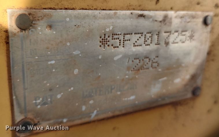 image for item LA9319 2000 Caterpillar 226  skid steer loader