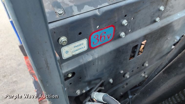 image for item LA9353 Toyota 7FBEU20  forklift