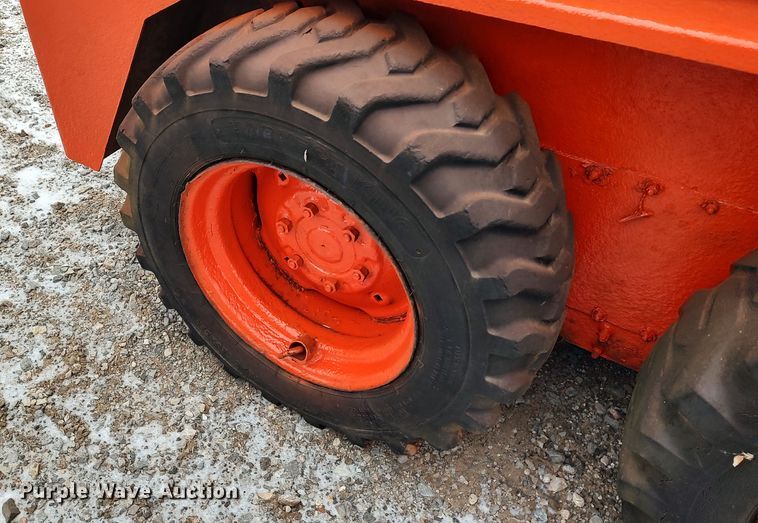 image for item LA9368 Koehring 1050  skid steer loader