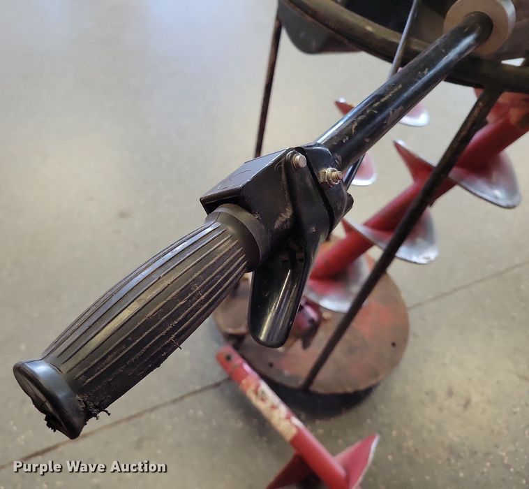 image for item LG9421 (2) augers