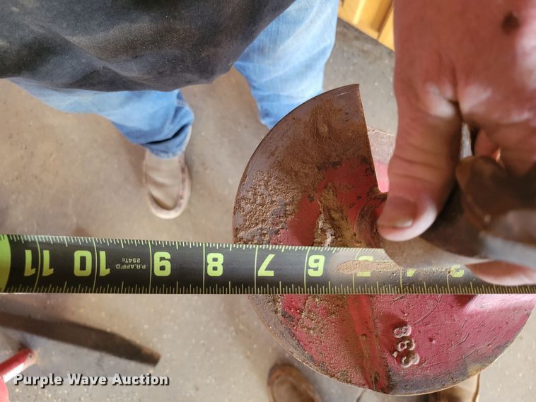 image for item LG9421 (2) augers