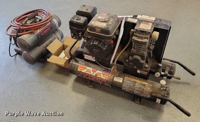 image for item LG9427 (2) air compressors