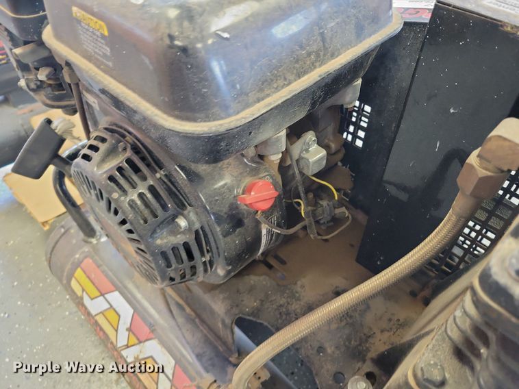 image for item LG9427 (2) air compressors