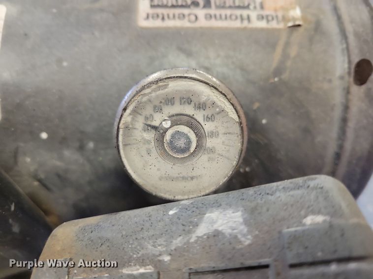 image for item LG9427 (2) air compressors