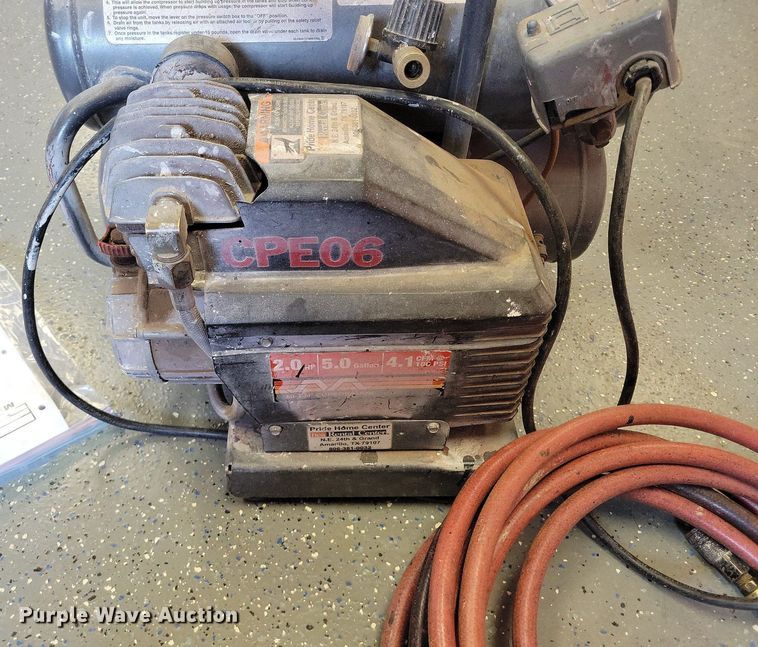 image for item LG9427 (2) air compressors