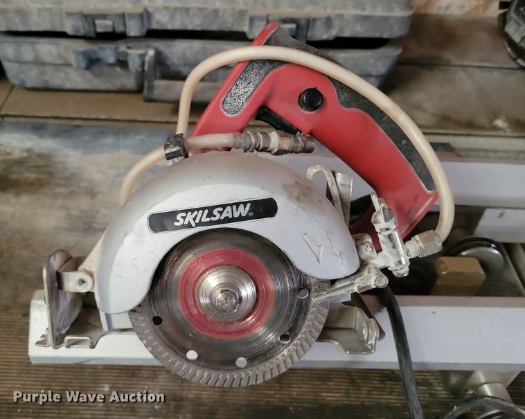 image for item LG9430 Tools