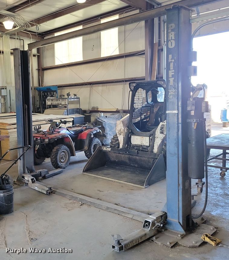 image for item LG9434 Pro-Lift BP-7  automotive lift