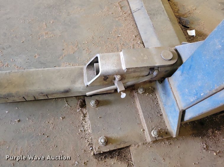 image for item LG9434 Pro-Lift BP-7  automotive lift