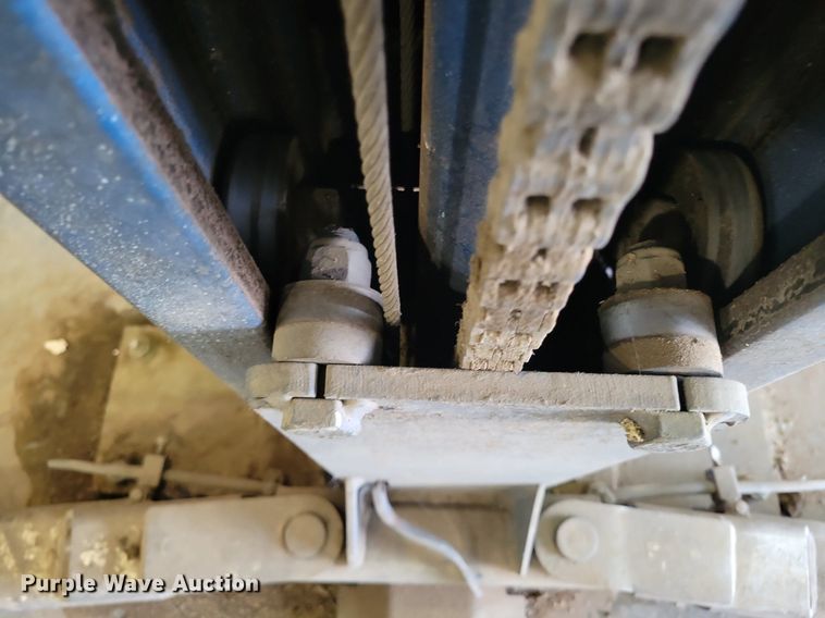 image for item LG9434 Pro-Lift BP-7  automotive lift