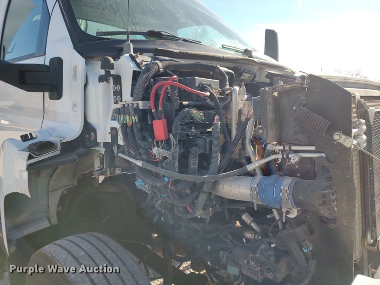 image for item LK9505 2007 GMC C7500  utility / service truck