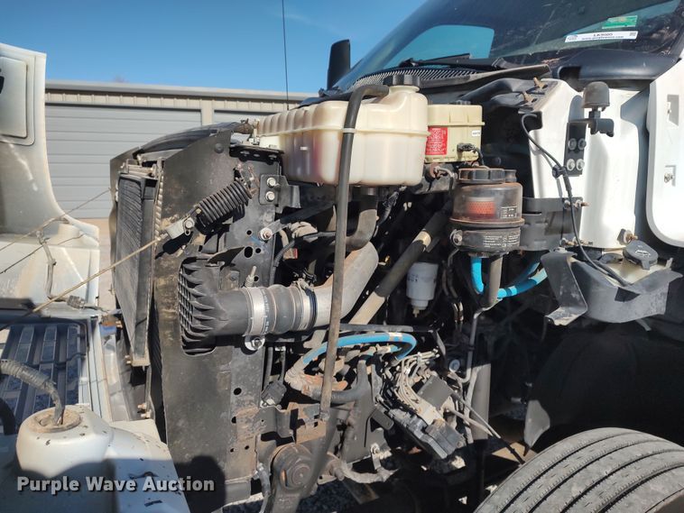 image for item LK9505 2007 GMC C7500  utility / service truck