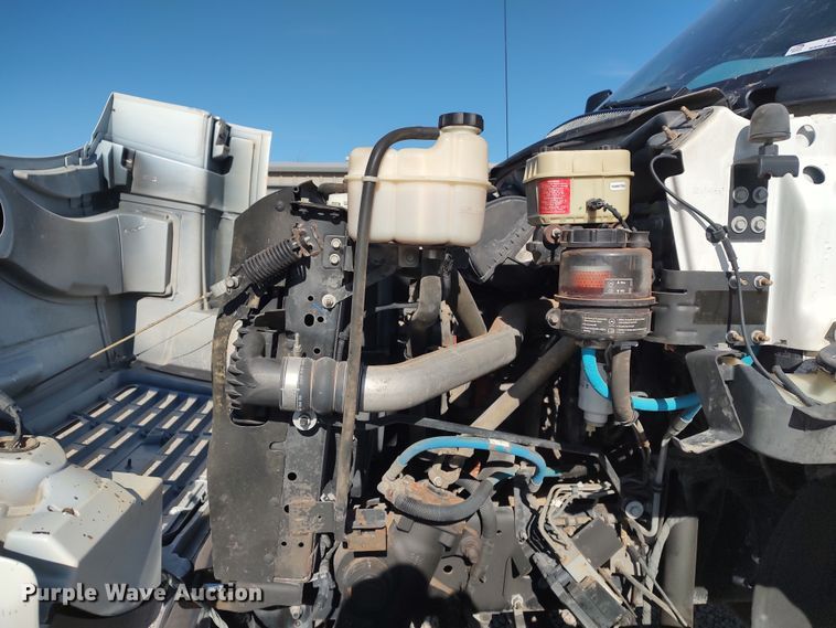 image for item LK9505 2007 GMC C7500  utility / service truck