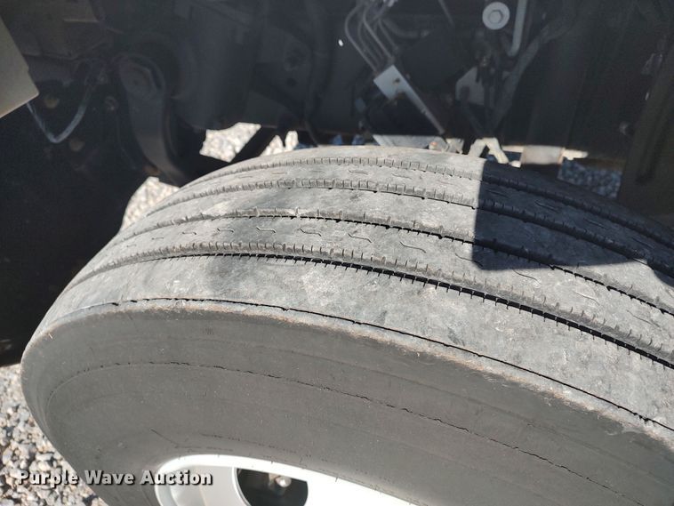 image for item LK9505 2007 GMC C7500  utility / service truck