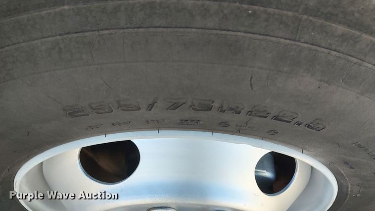 image for item LK9505 2007 GMC C7500  utility / service truck