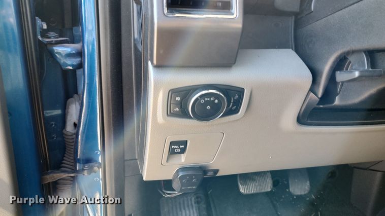 image for item LP9177 2018 Ford F150  SuperCab pickup truck