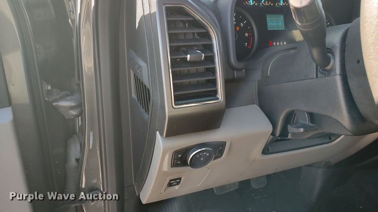 image for item LP9178 2019 Ford F150  SuperCrew pickup truck