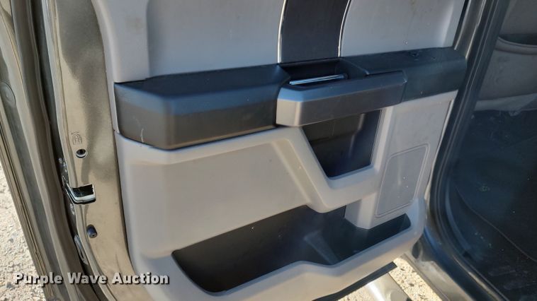 image for item LP9178 2019 Ford F150  SuperCrew pickup truck