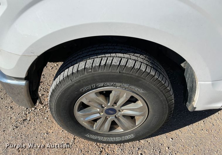 image for item LP9181 2016 Ford F150 XLT  SuperCrew pickup truck