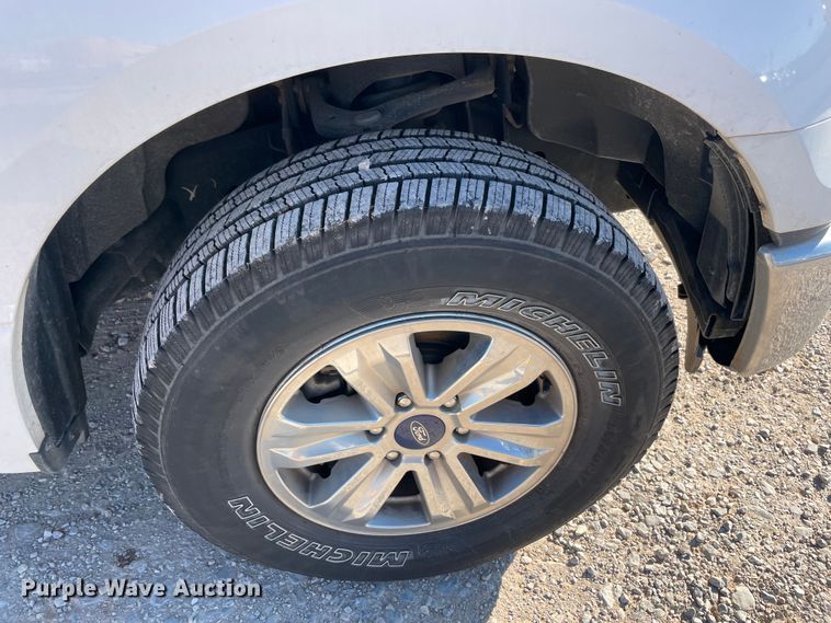 image for item LP9181 2016 Ford F150 XLT  SuperCrew pickup truck