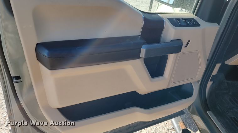 image for item LP9187 2019 Ford F150  SuperCrew pickup truck