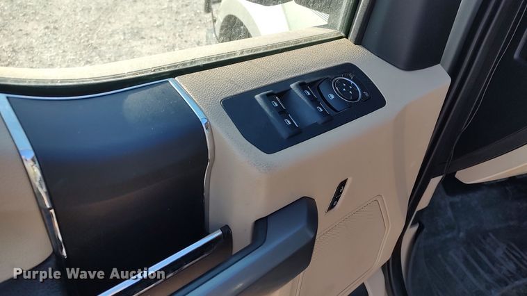 image for item LP9187 2019 Ford F150  SuperCrew pickup truck