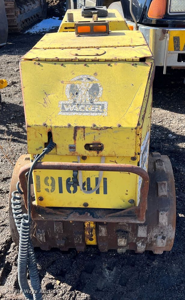 image for item LP9781 Wacker Neuson RT820  double drum roller