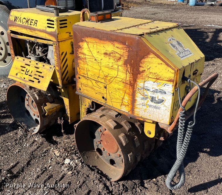 image for item LP9781 Wacker Neuson RT820  double drum roller