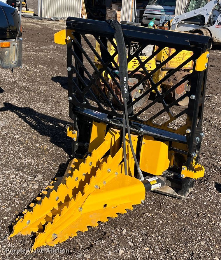 CL Fab skid steer tree puller in Perry , KS Item LP9782 sold Purple