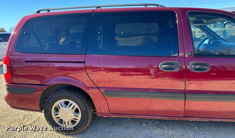 image for item LT9294 2005 Chevrolet Venture  van