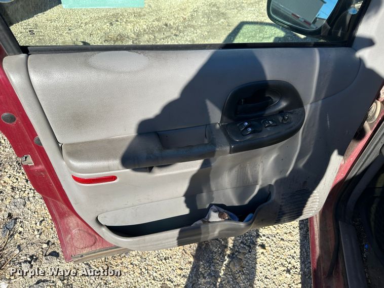 image for item LT9294 2005 Chevrolet Venture  van