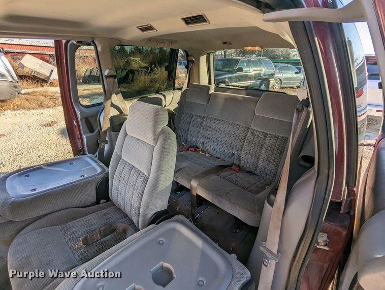 image for item LT9294 2005 Chevrolet Venture  van