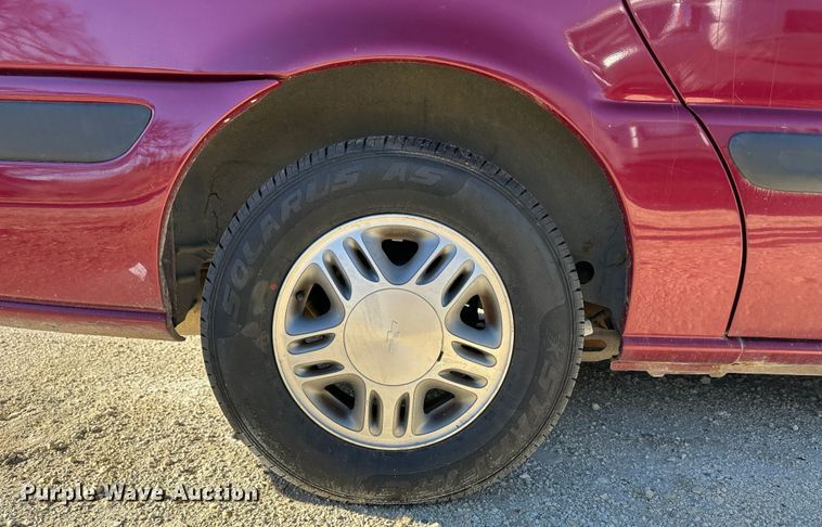 image for item LT9294 2005 Chevrolet Venture  van