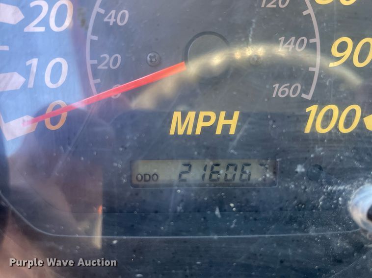 image for item MA9813 2006 GMC W4500  box truck