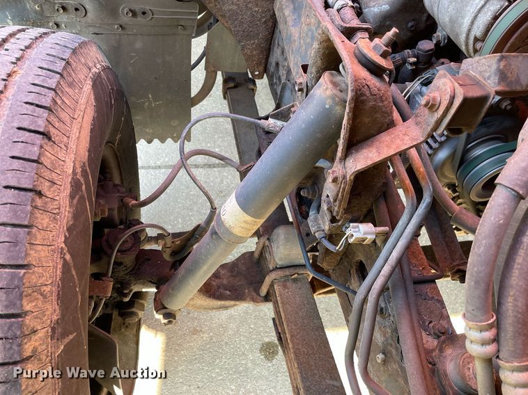 image for item MA9813 2006 GMC W4500  box truck